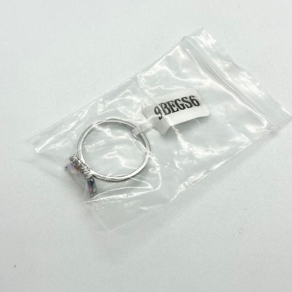 Size 7 Rainbow Silver Tone Butterfly Ring - Picture 9 of 10